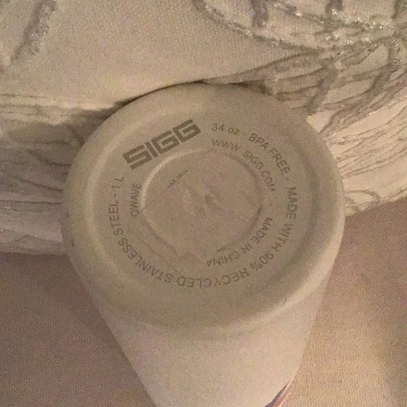 AVIATOR NATION White Water Bottle with Logo. NEW - Picture 5 of 6